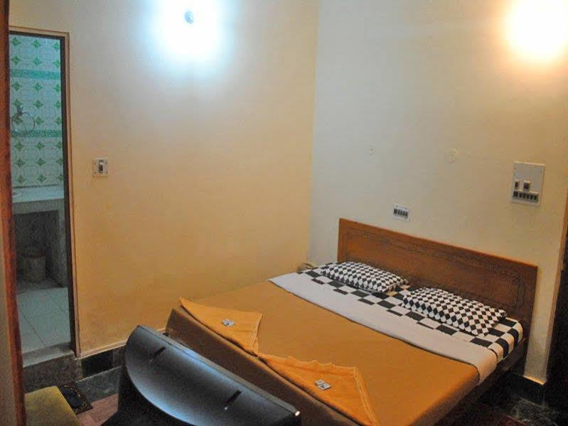 Hotel Varuni Mcleodganj Dharamshala Exterior foto